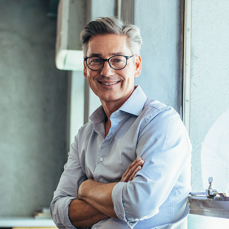 هاشم تاتاری